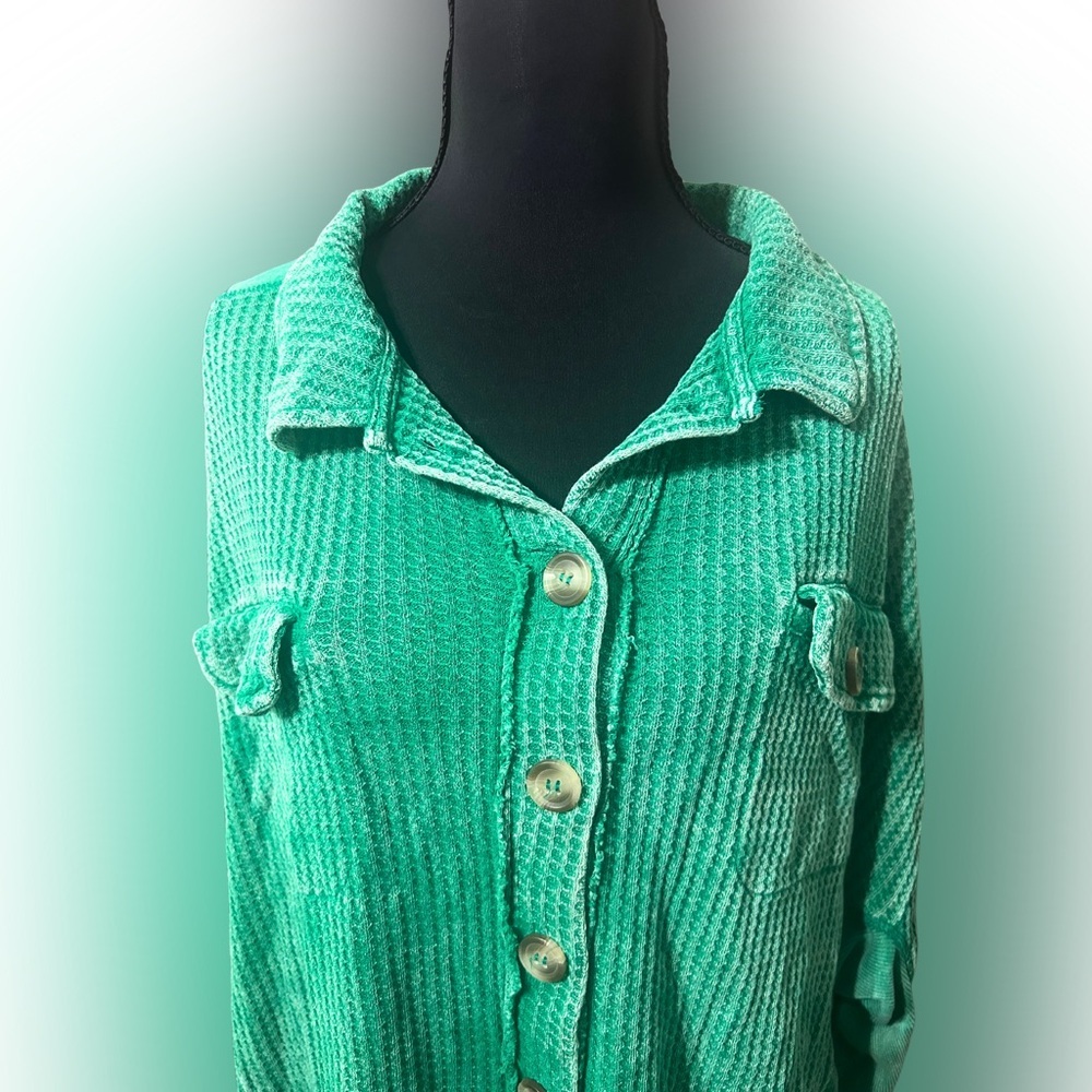 Zenana Green Button-Up Waffle Knit Shirt Size‎ L/XL